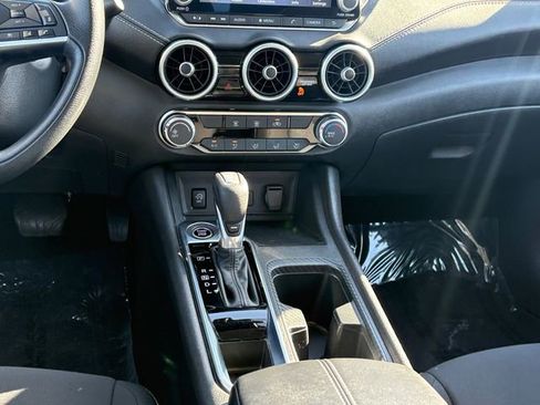 Used 2025 Nissan Sentra SV FWD image 17