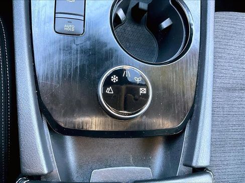 Certified 2023 Nissan Rogue SV image 26