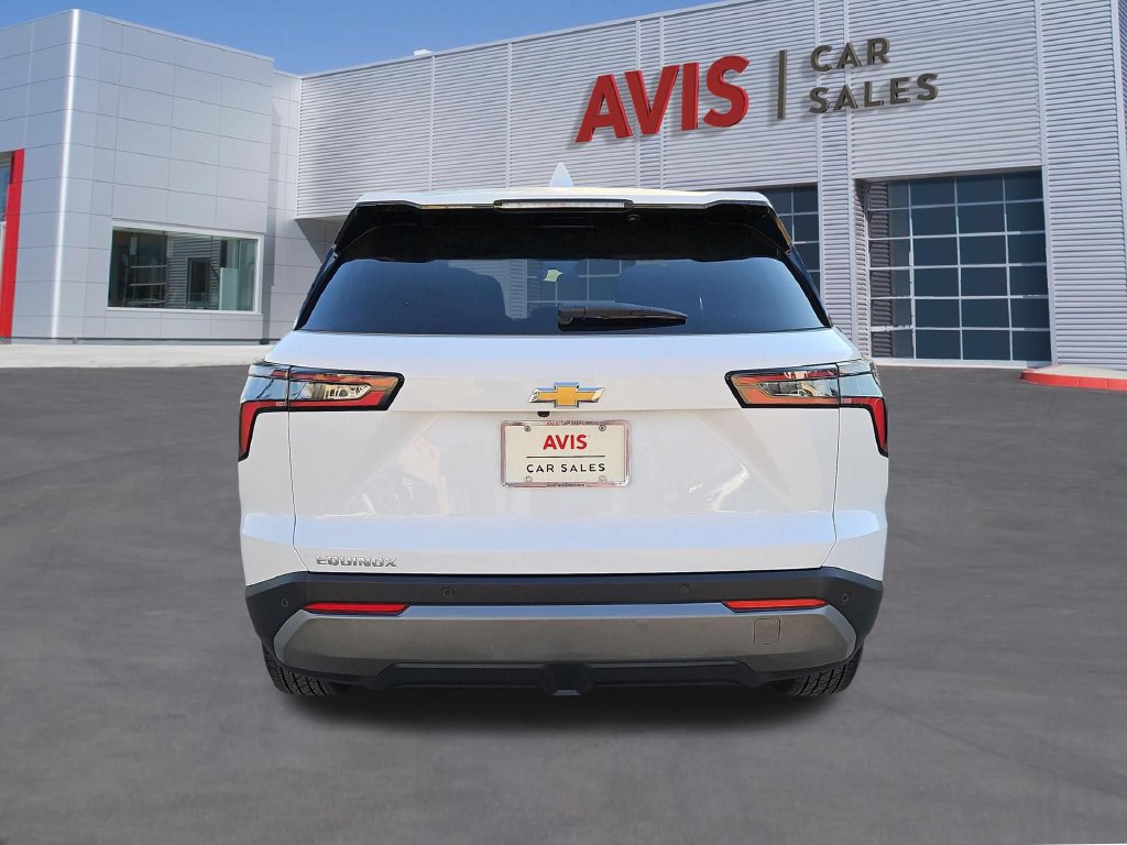 Used 2026 Chevrolet Equinox LT FWD image 7