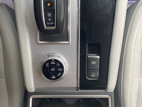 Used 2023 Mitsubishi Outlander SEL image 14