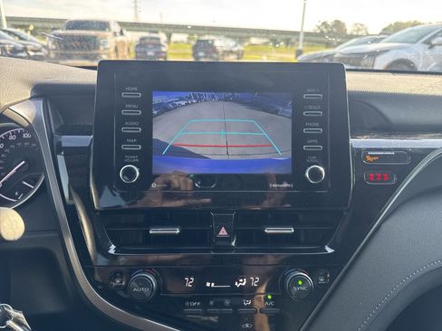 Used 2023 Toyota Camry LE image 28