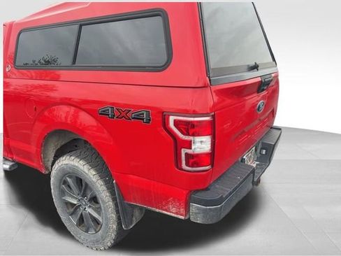 Used 2018 Ford F150 XLT w/ Heavy-Duty Payload Package image 12