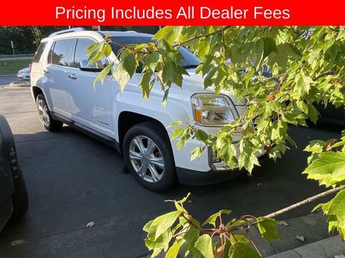 Used 2017 GMC Terrain SLT AWD/4WD image 13