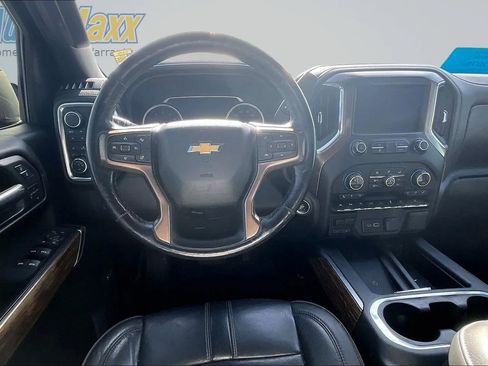 Used 2019 Chevrolet Silverado 1500 High Country w/ High Country Premium Package AWD/4WD image 13