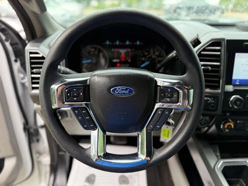 Used 2020 Ford F150 XLT w/ Trailer Tow Package AWD/4WD image 32