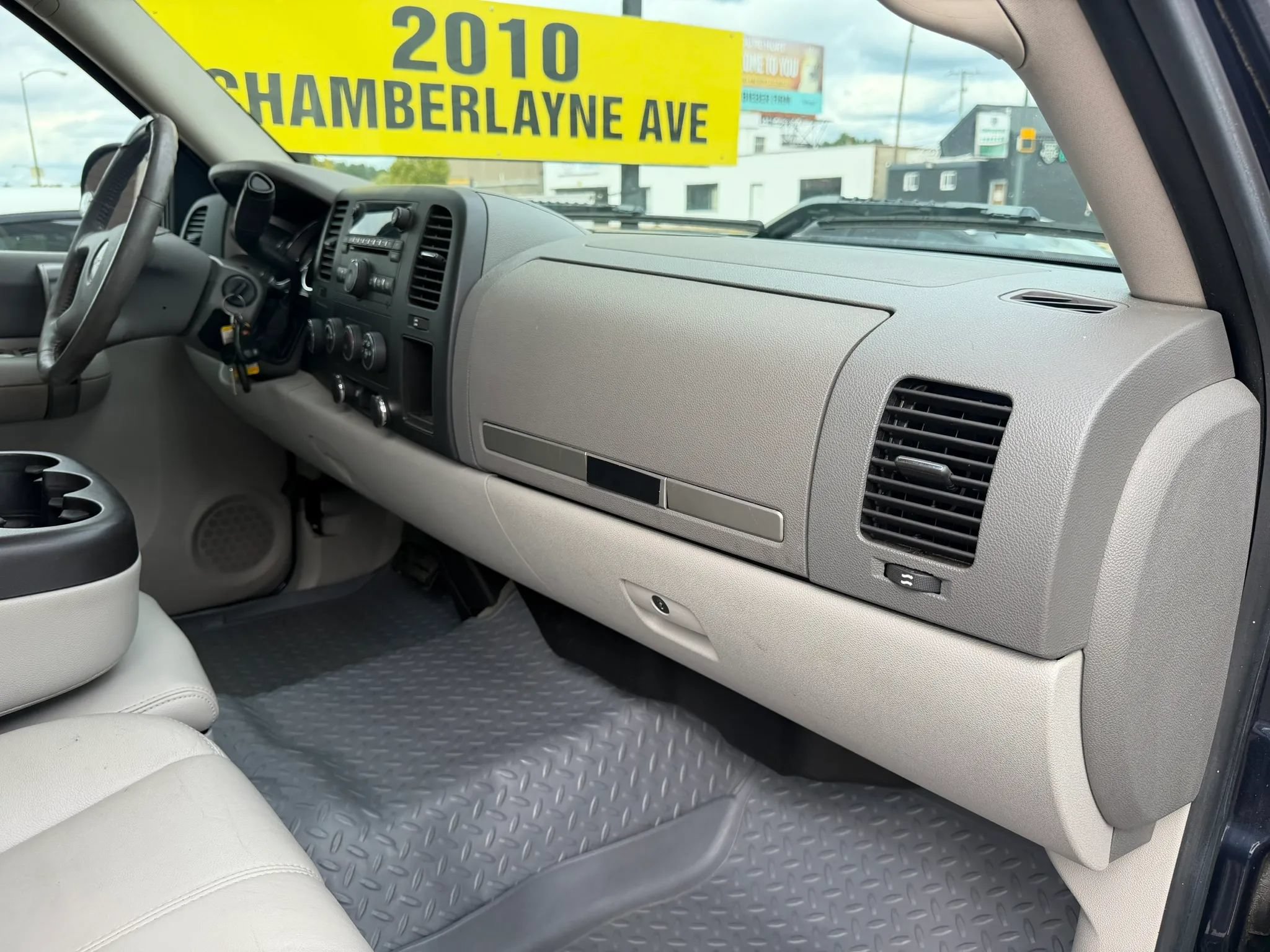 Used 2008 GMC Sierra 1500 SLE w/ Power Pack Plus AWD/4WD image 9