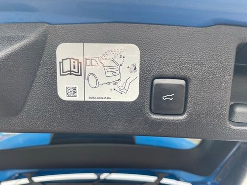Used 2020 Ford Escape SEL AWD/4WD image 11