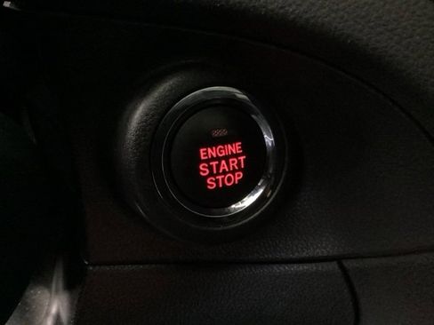 Used 2021 Subaru Ascent Limited w/ Technology Package image 28