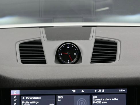 Certified 2021 Porsche Cayenne S image 21