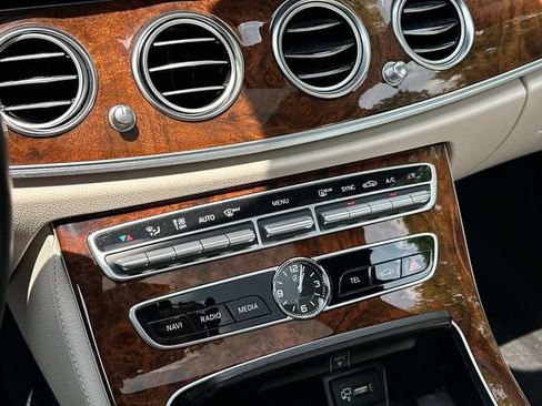 Used 2019 Mercedes-Benz E 450 4MATIC Sedan image 30