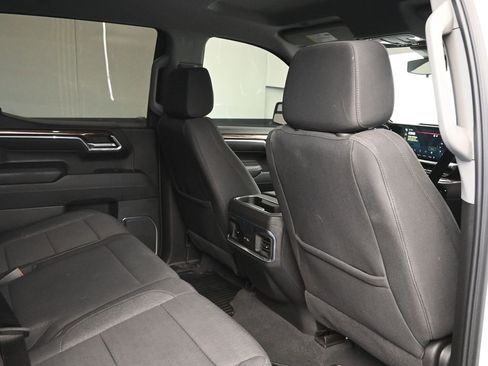 Used 2024 GMC Sierra 1500 Elevation w/ X31 Off-Road Package image 17