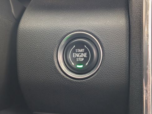 Used 2024 GMC Acadia Denali FWD image 36