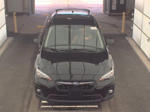 Used 2020 Subaru Crosstrek 2.0i Premium w/ 17" Wheel Sport Package AWD/4WD image 2