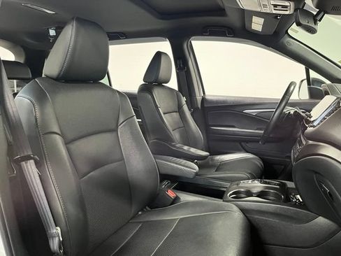 Used 2023 Honda Passport EX-L image 10