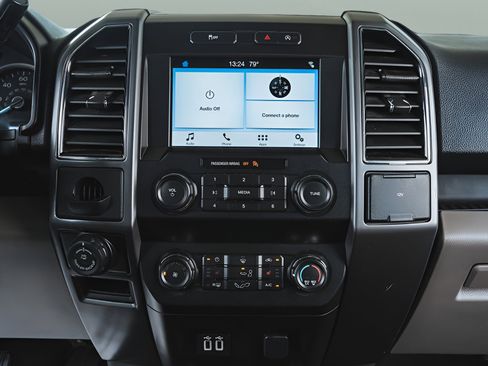 Used 2019 Ford F150 XLT w/ Equipment Group 302A Luxury RWD image 18