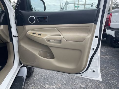 Used 2009 Toyota Tacoma PreRunner RWD image 37