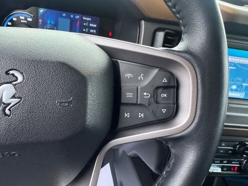 Used 2023 Ford Bronco Outer Banks w/ Sasquatch Package image 9