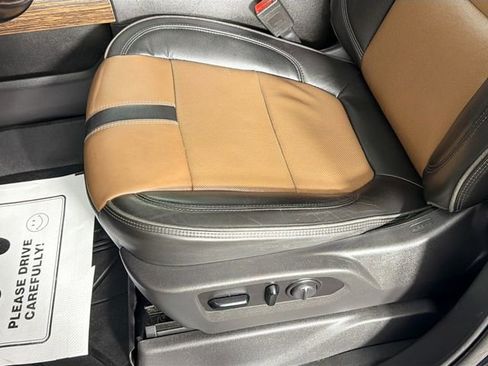 Used 2020 Chevrolet Silverado 1500 High Country w/ Technology Package image 21