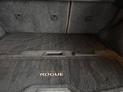 Used 2018 Nissan Rogue Sport SL image 20