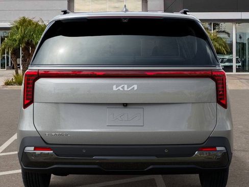 New 2025 Kia Carnival SX Prestige image 13