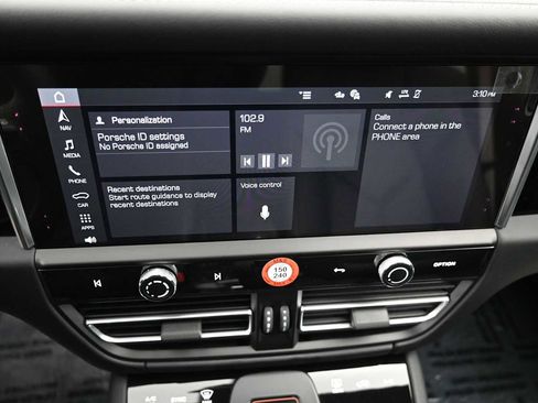 New 2026 Porsche Macan AWD/4WD image 11