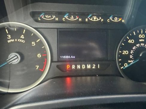 Used 2015 Ford F150 XLT w/ Equipment Group 302A Luxury AWD/4WD image 20