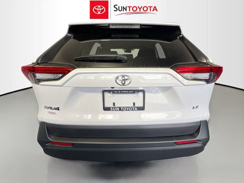 New 2025 Toyota RAV4 LE image 5