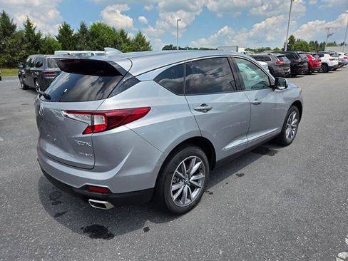 Used 2023 Acura RDX AWD w/ Technology Package image 16