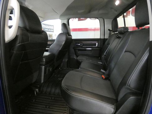 Used 2017 RAM 1500 Laramie w/ Convenience Group AWD/4WD image 26