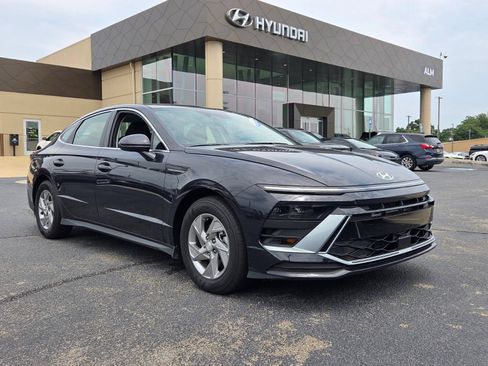Certified 2026 Hyundai Sonata SE FWD image 1