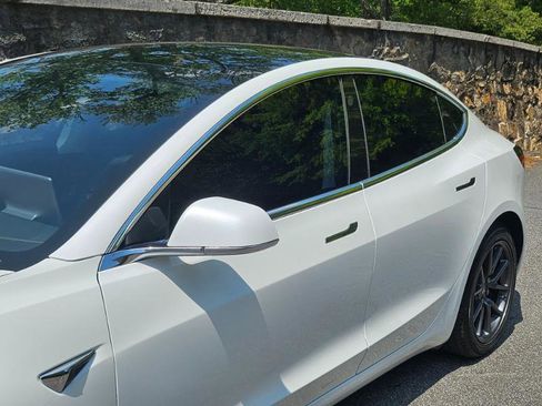 Used 2019 Tesla Model 3 image 21