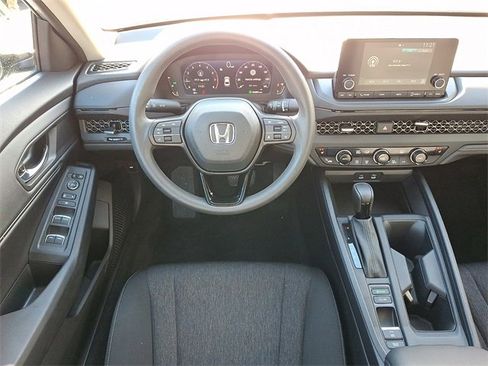 Certified 2023 Honda Accord EX image 11