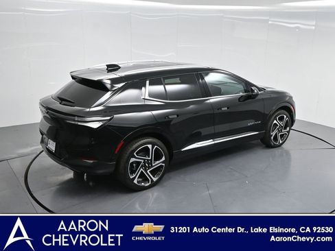 New 2025 Chevrolet Equinox EV LT image 40
