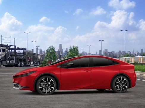 New 2026 Toyota Prius Plug-In Hybrid FWD image 3