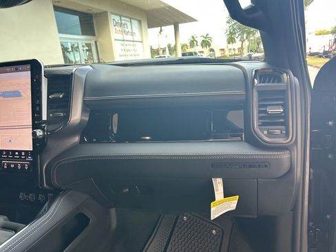 New 2026 RAM 2500 Limited image 29