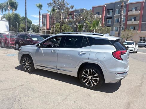 Used 2018 GMC Terrain Denali w/ Advanced Safety Package FWD image 13