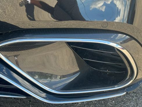 Used 2024 Mercedes-Benz S 63 AMG S w/ Carbon Fiber Exterior Package image 20