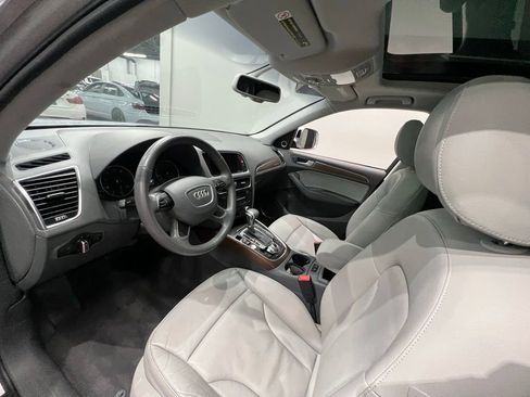 Used 2013 Audi Q5 3.0T Prestige image 22
