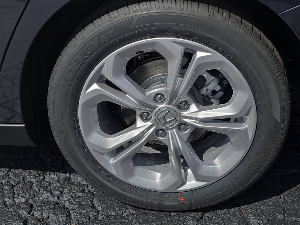 New 2026 Honda Accord LX image 30