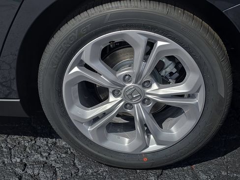 New 2026 Honda Accord LX image 30