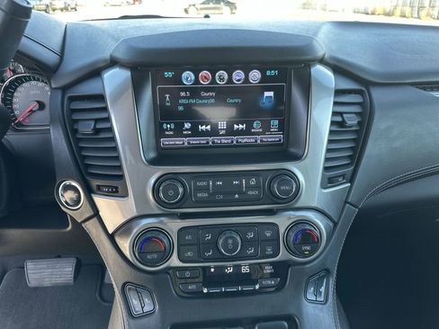 Used 2019 Chevrolet Tahoe LT image 13