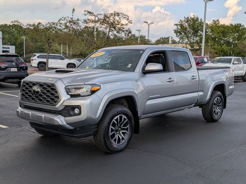 Certified 2023 Toyota Tacoma TRD Sport w/ TRD Premium Sport Package AWD/4WD image 4