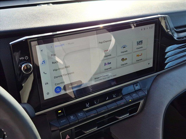 Used 2025 Toyota Camry SE w/ Multimedia Upgrade Package FWD image 12