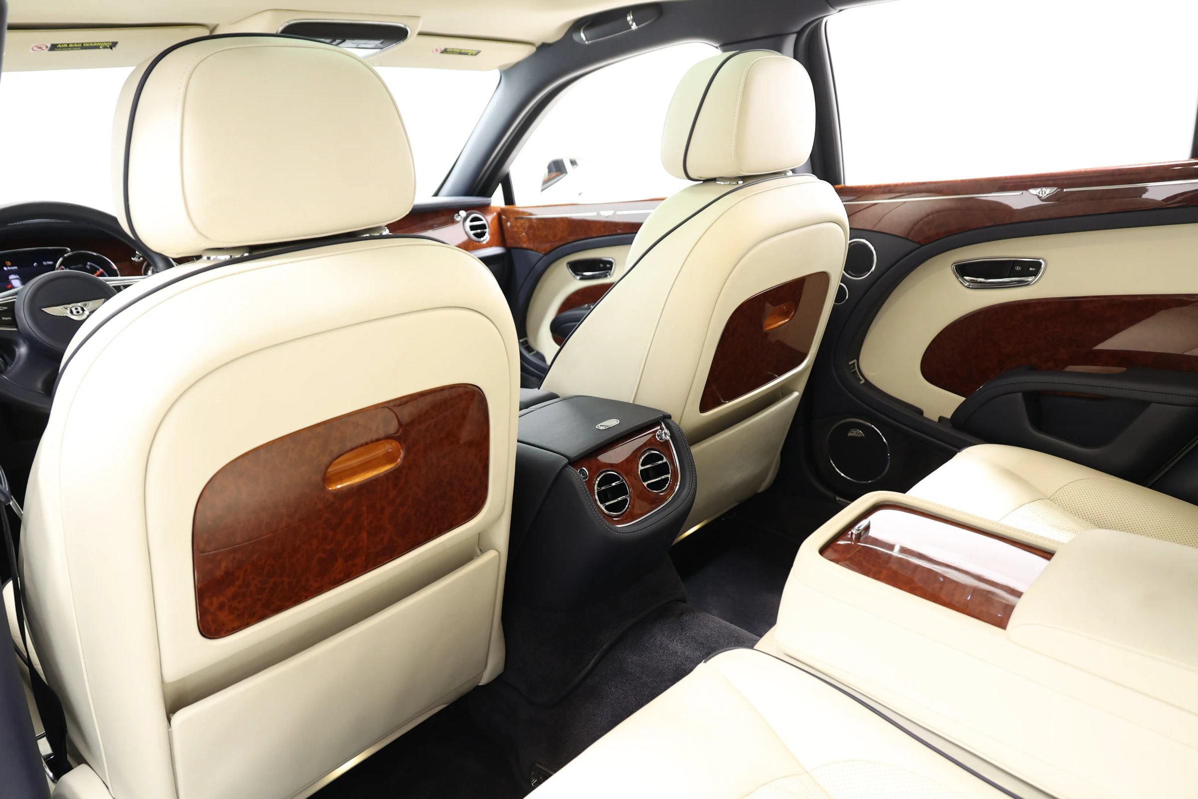 Used 2017 Bentley Mulsanne RWD image 77
