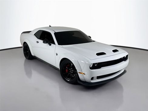 Used 2021 Dodge Challenger SRT Hellcat Redeye image 40