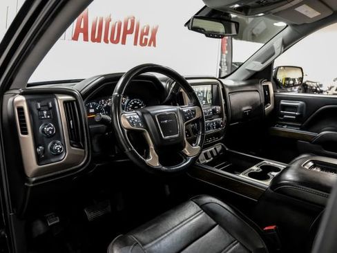 Used 2017 GMC Sierra 1500 Denali image 3