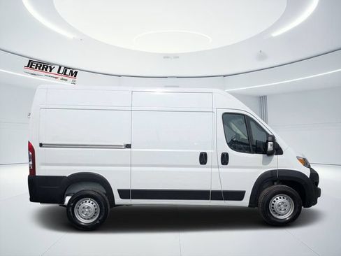 New 2026 RAM ProMaster 1500 FWD image 2