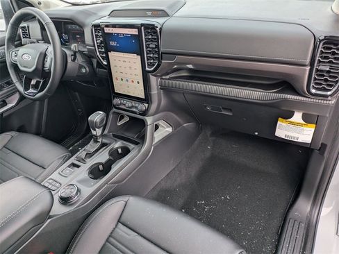New 2025 Ford Ranger Lariat w/ Trailer Tow Package image 21