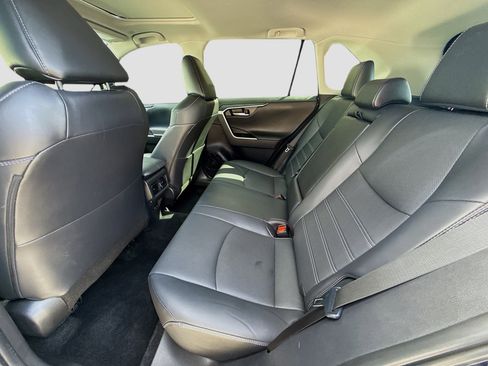 Used 2024 Toyota RAV4 Limited image 22