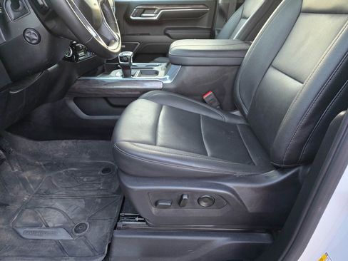 Certified 2024 Chevrolet Silverado 1500 LTZ w/ LTZ Premium Package image 10